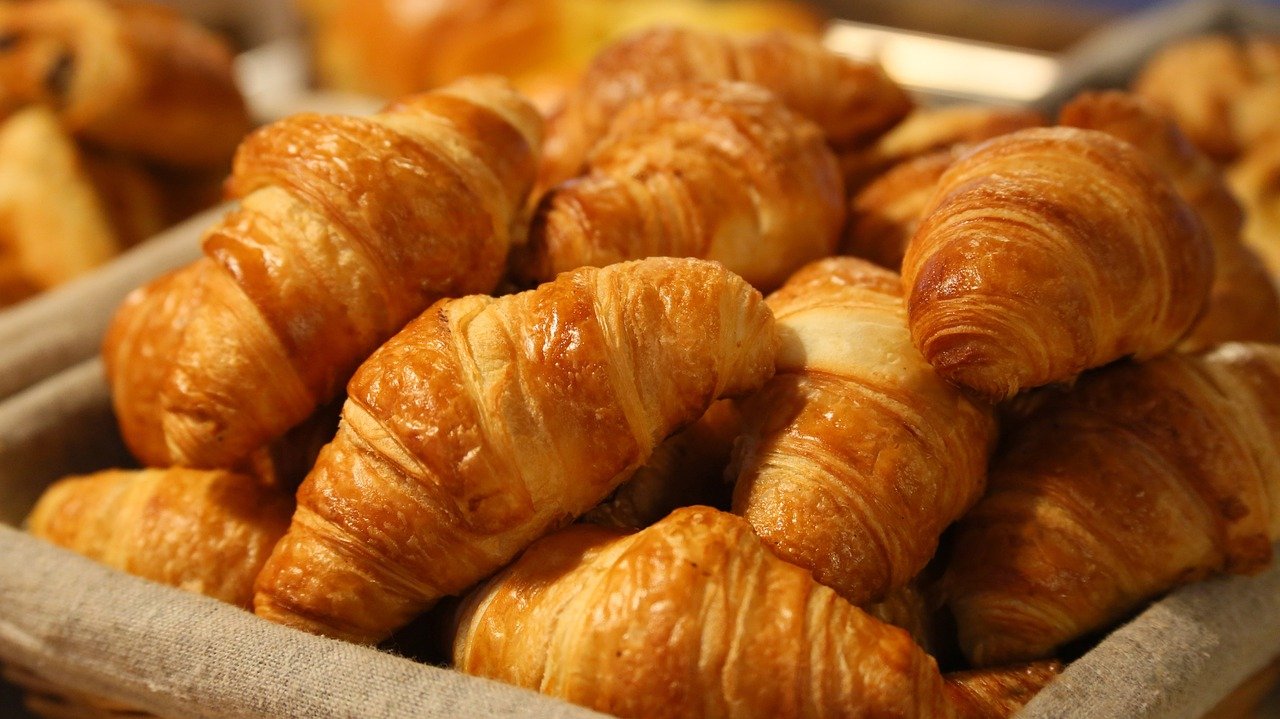 Creating a Menu that Combines Coffee and Food Creating a Menu that Combines Coffee and Food